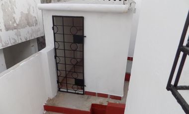 casa en arriendo/venta en el tabor. Cod V85989