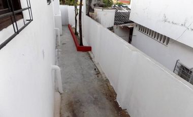 casa en arriendo/venta en el tabor. Cod V85989