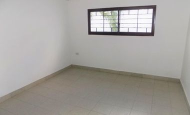 casa en arriendo/venta en el tabor. Cod V85989