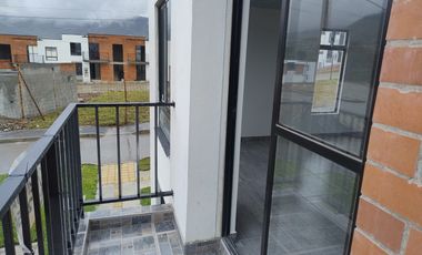 apartamento en arriendo en carmen de viboral. Cod A64142