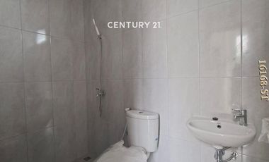 Disewakan Rumah Posisi Hook Di Kebayoran Bintaro