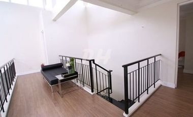 Modern Single Detached House in Sta. Rosa Laguna PH790