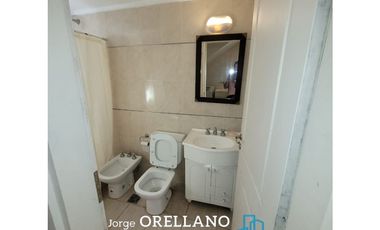 CASA CON PISCINA A METROS DEL MAR EN CARILO SOBRE LOTE DE 1180 m2