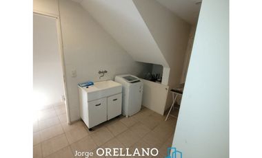 CASA CON PISCINA A METROS DEL MAR EN CARILO SOBRE LOTE DE 1180 m2