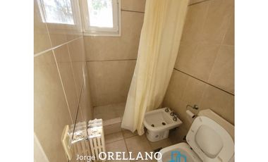 CASA CON PISCINA A METROS DEL MAR EN CARILO SOBRE LOTE DE 1180 m2