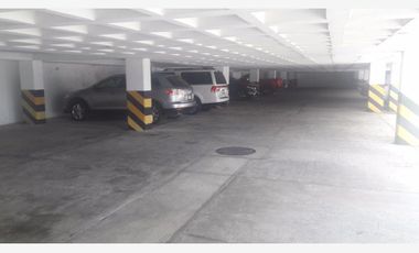 Departamento amueblado en el piso 10 de torre San Sebastián con vista al mar