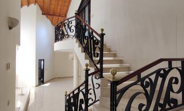 casa en venta en la floresta. Cod V28974