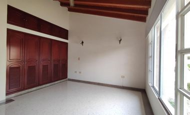 casa en venta en la floresta. Cod V28974
