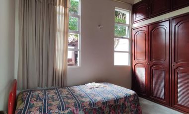 casa en venta en la floresta. Cod V28974