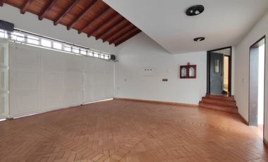 casa en venta en la floresta. Cod V28974