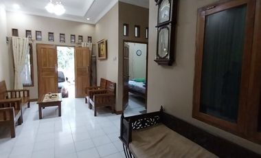 Rumah 2 Lantai Siap Huni Bumi Jaya Indah 1,1 Km ke RSU Amira