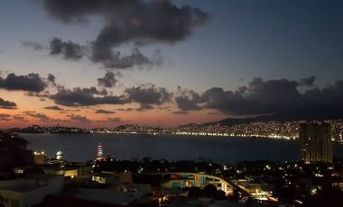 PRECIOSA CASA EN VENTA EN ACAPULCO EN  JOYAS DE BRISAMAR