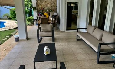 SE VENDE CASA LUJOSA EN COSTA DEL ESTE $1,200,000 AM