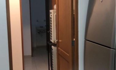 Depqrtamento con amenidades como club. A un costado de miravalle
