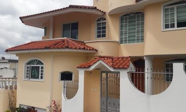 Venta de Casa Sector Mena del Hierro