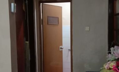 Murah jual.cepat pinggir jalan Puri cipageran 1 shm