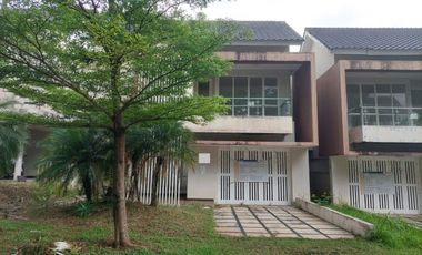 Rumah Minimalis View Gunung di Cluster Hilltop Sentul City