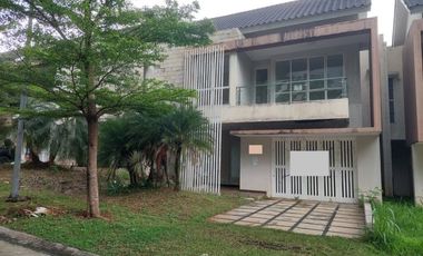 Rumah Minimalis View Gunung di Cluster Hilltop Sentul City