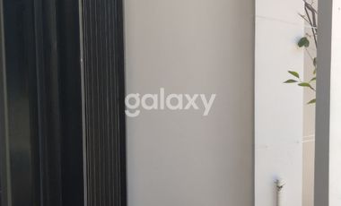 DiSEWAKAN RUMAH 2 LANTAI DEKAT TOL GUNUNGSARI SURABAYA