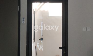 DiSEWAKAN RUMAH 2 LANTAI DEKAT TOL GUNUNGSARI SURABAYA