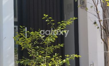 DiSEWAKAN RUMAH 2 LANTAI DEKAT TOL GUNUNGSARI SURABAYA