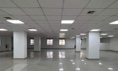 Oficina en Arriendo en Edificio Bandera 236 / Morandé