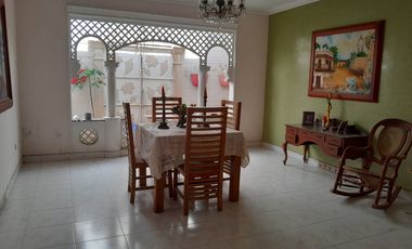 CASA EN VENTA BARRIO LA JULIA |1412