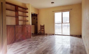 SE VENDE hermosa y amplia casa con uso comercial en el Polvorin de Cuernavaca