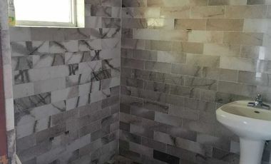 SE VENDE hermosa y amplia casa con uso comercial en el Polvorin de Cuernavaca