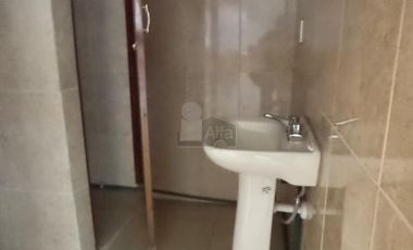Renta de local comercial en Metepec, ubicado sobre Av. Baja Velocidad