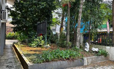 Dijual Gedung Bekas Sekolah dengan halaman luas lokasi di Pamulang