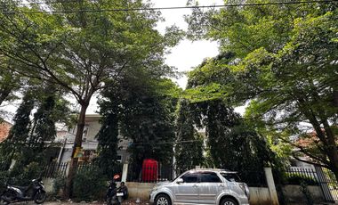 Dijual Gedung Bekas Sekolah dengan halaman luas lokasi di Pamulang