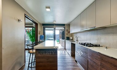 Santa Elena, en condominio, 3 dormitorios