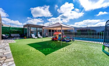 Santa Elena, en condominio, 3 dormitorios