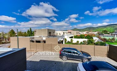 Santa Elena, en condominio, 3 dormitorios