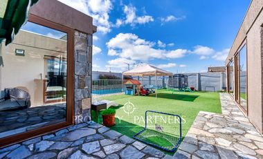 Santa Elena, en condominio, 3 dormitorios