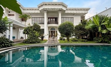 Rumah Disewa Pondok Indah Di Jalan Utama