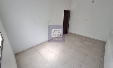 COD. 5976 - SE ARRIENDA CASA - BARRIO: GIRARDOT