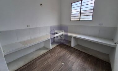 COD. 5976 - SE ARRIENDA CASA - BARRIO: GIRARDOT