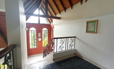 VENTA O PERMUTA DE CASA CONJUNTO CERRADO SECTOR MENZULY (FLORIDABLANCA). Cod V12904
