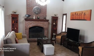 Codigo 600 - Pinamar - Casa En Alquiler - Pileta