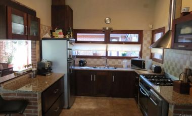 Codigo 600 - Pinamar - Casa En Alquiler - Pileta