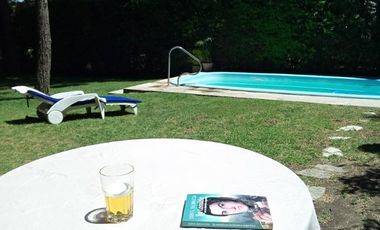 Codigo 600 - Pinamar - Casa En Alquiler - Pileta
