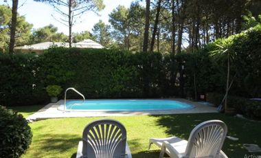 Codigo 600 - Pinamar - Casa En Alquiler - Pileta