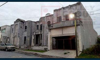 Residencia en Venta Col. Las Fuentes, Reynosa, Tamp.