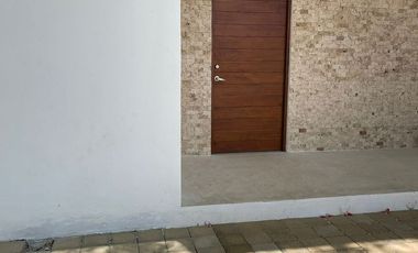 Townhouse en Venta en Mérida, Privada Alameda City Homes, Chuburna.