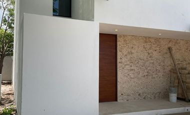 Townhouse en Venta en Mérida, Privada Alameda City Homes, Chuburna.