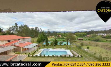 Villa Casa Edificio de venta en Solano  – código:20064