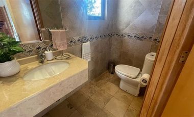 Casa en venta de 5 dorm. en Concón