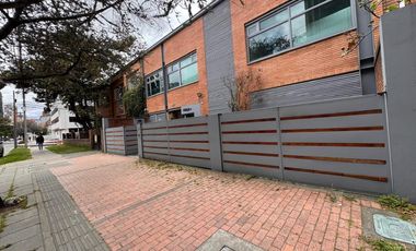 edificio en arriendo en teusaquillo-centro internacional. Cod A700459